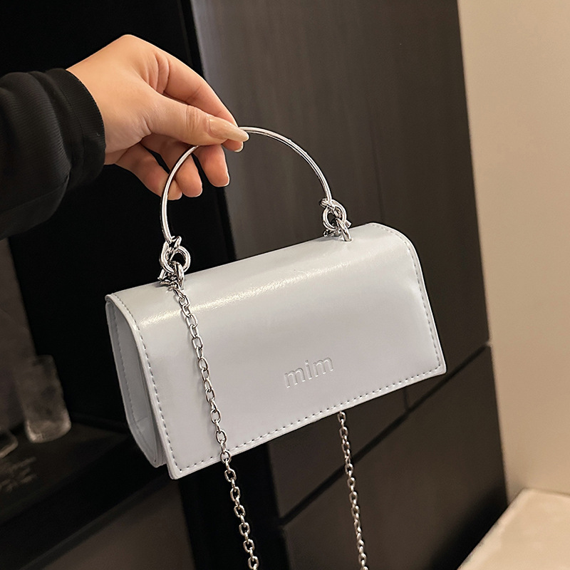 Cadenas de alta sensación mini bolso cuadrado para mujeres 2025 nuevo bolso de mano comercio exterior transfronterizo bolso de hombro
