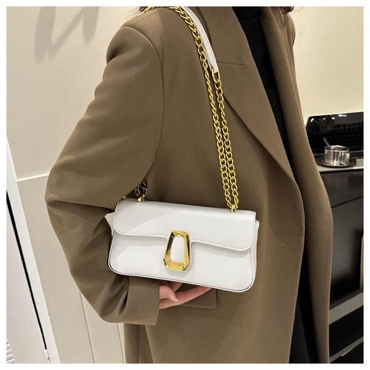 280g Weight Synthetic Leather Lining Material Magnetic Buckle Closure Type Single Shoulder Strap Strap Type Shoulder Bag, Crossbody Bag Bags Type Daily Occasion Pu Leather Material Solid Color Pattern All Seasons Season Women's Gender Streetwear Style Square Shape Medium Size Women's Medium Pu Leather Solid Color Streetwear Square Magnetic Buckle Shoulder Bag Crossbody Bag 21