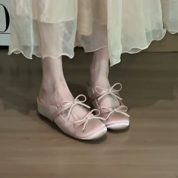 Mary Jane shoes made of sheepskin leather with hidden heel
