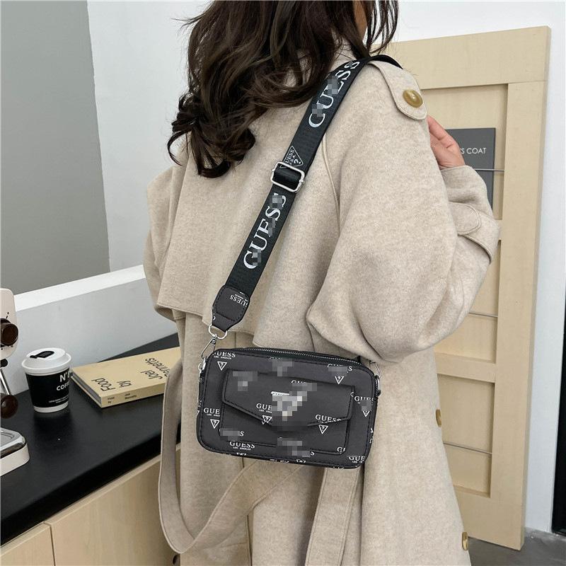 Bolso de cámara transfronterizo nuevo bolso cuadrado pequeño con estampado de letras de moda europea y americana de gran capacidad bolso diagonal de moda de nicho Bags