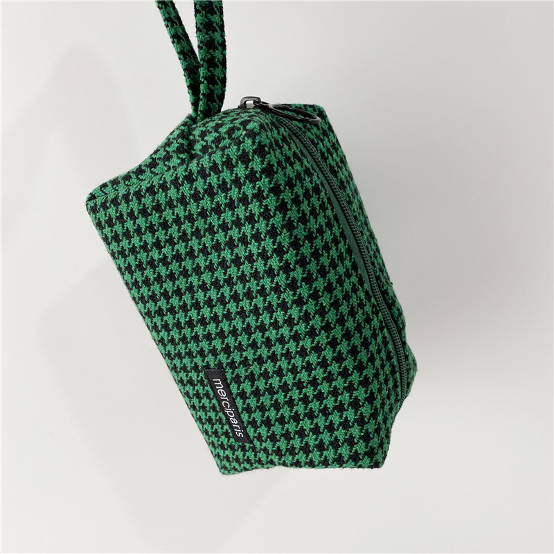 19171 Korean-style woolen checkered artistic pen case, ins Japanese-style storage and organization bag, canvas cosmetic bag, stationery bag undefined