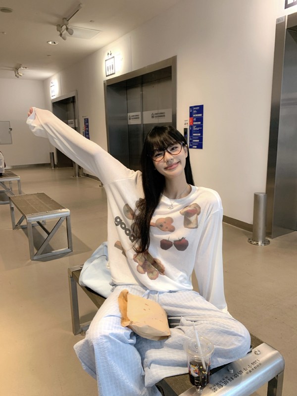 韩系慵懒风白色小熊印花长袖T恤女夏季圆领宽松薄款防晒罩衫上衣|undefined