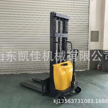 �ƿ1.6��������܇ �d��1��2��늄Ӳ�܇���\܇ վ��ʽ�бP��܇