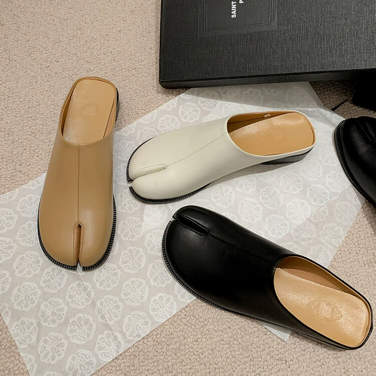 Туфли с раздельным носком, слипоны с глубоким вырезом, мюли для верхней одежды, повседневные полутапочки на плоской подошве, летние сандалии с открытой спинкой.