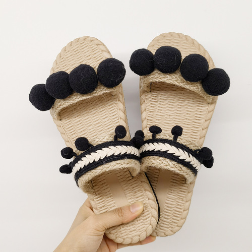Fur ball tassel bohemian ethnic style new style flat sandals for summer wear on the beach and seaside