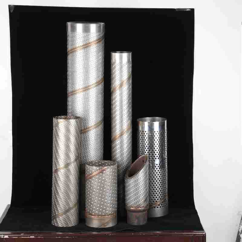 不锈钢冲孔螺旋焊管滤芯支撑骨架 滤水消音管 螺旋焊冲孔过滤管
