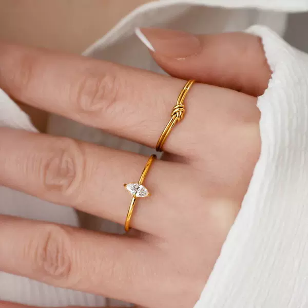 Vintage Light Luxury Personalized Knotted Marquise Single Diamond Fine Titanium Steel Ring for Women, Exquisite and High-End, Suitable for Stacking on Index and Middle Fingers