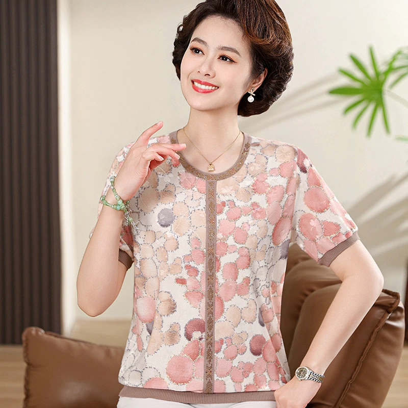 Материнская футболка с короткими рукавами в западном стиле, женская одежда среднего и пожилого возраста, летняя модная новая рубашка в китайском стиле с цветочным принтом 2025 года.
