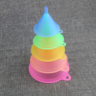 Mini Plastic small size Large Diameter Mini Household Triangle Oil Mini Fine Mouth Mini Thickened Kitchen Mini