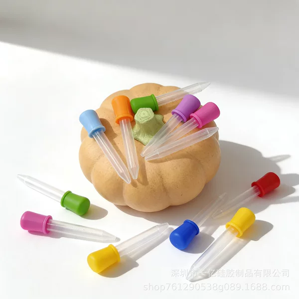 Multifunctional 5ml Baby Medicine Feeder Silicone Dropper for Children, Anti-Choking Feeding Tool with Graduated Scale