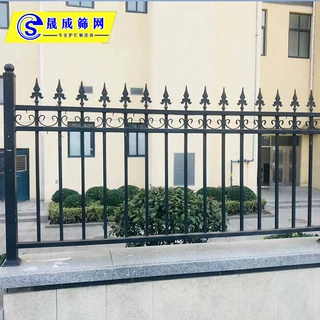围墙护栏社区铁艺防生锈带装饰栅栏厂房黑色尖头防爬三横杆防护栏