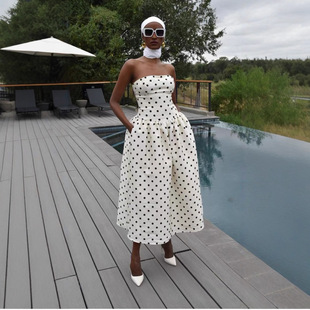 ����վ���R�d�羳�W��Ů�b���cĨ���B��ȹ��ʽ�ձ��L�����r��8170