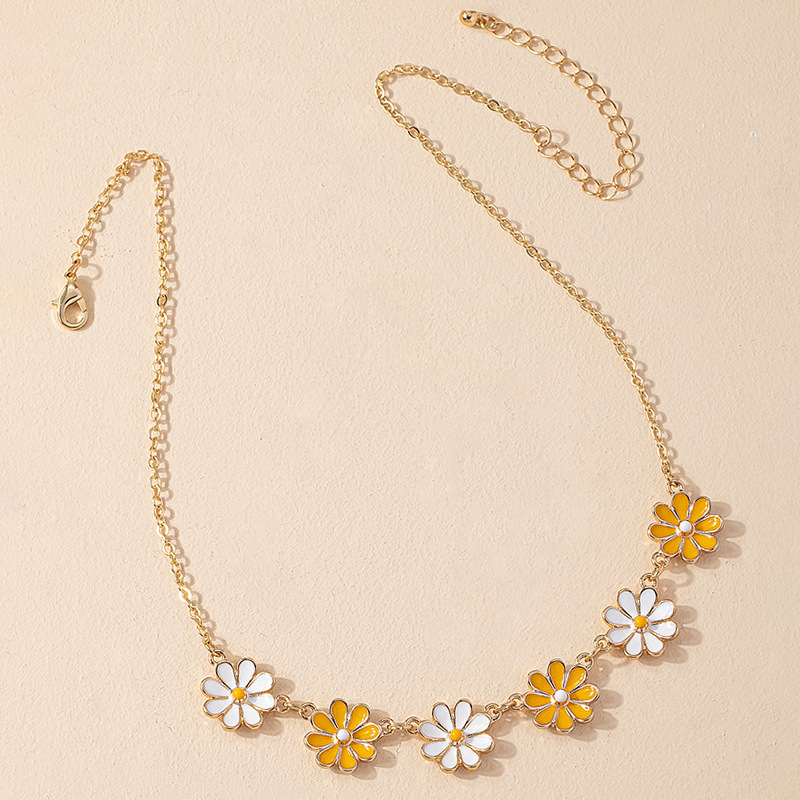 fashion daisy oil drop flower pendant necklace