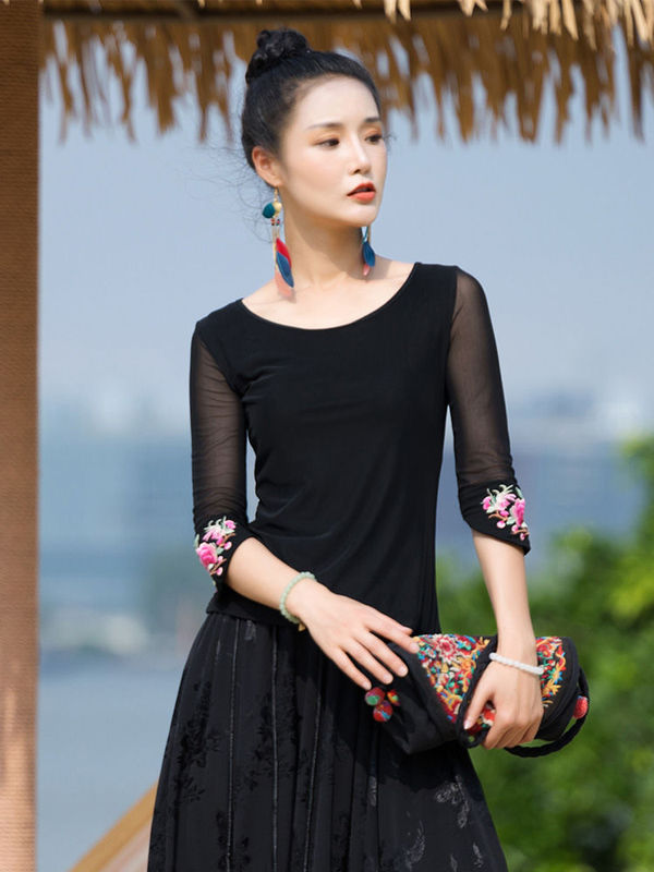 Ethnic Style Petite Chic Black Slimming Stretch Mesh Mid-Sleeve Tight-Fitting Women's T-Shirt 2025 New Base Shirt