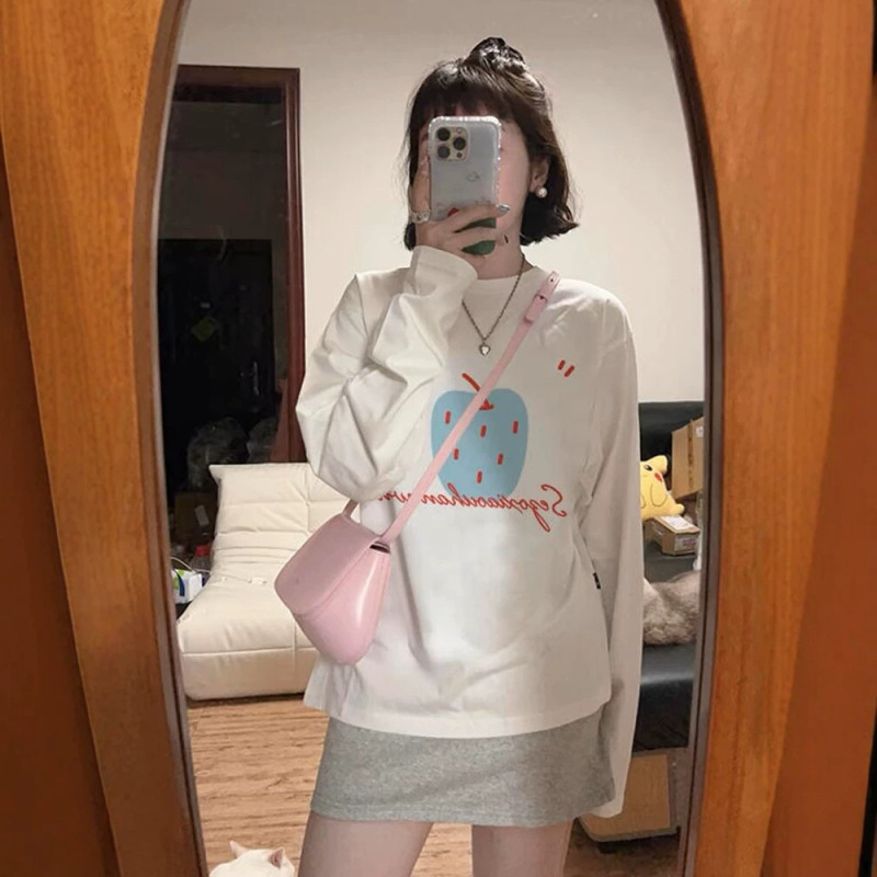 Apple print long-sleeve t-shirt, pure cotton, women's spring and autumn new Korean-style design, loose and casual, suitable as a base layer top Apple print long-sleeve t-shirt, pure cotton, women's spring and autumn new Korean-style design, loose and casual, suitable as a base layer top