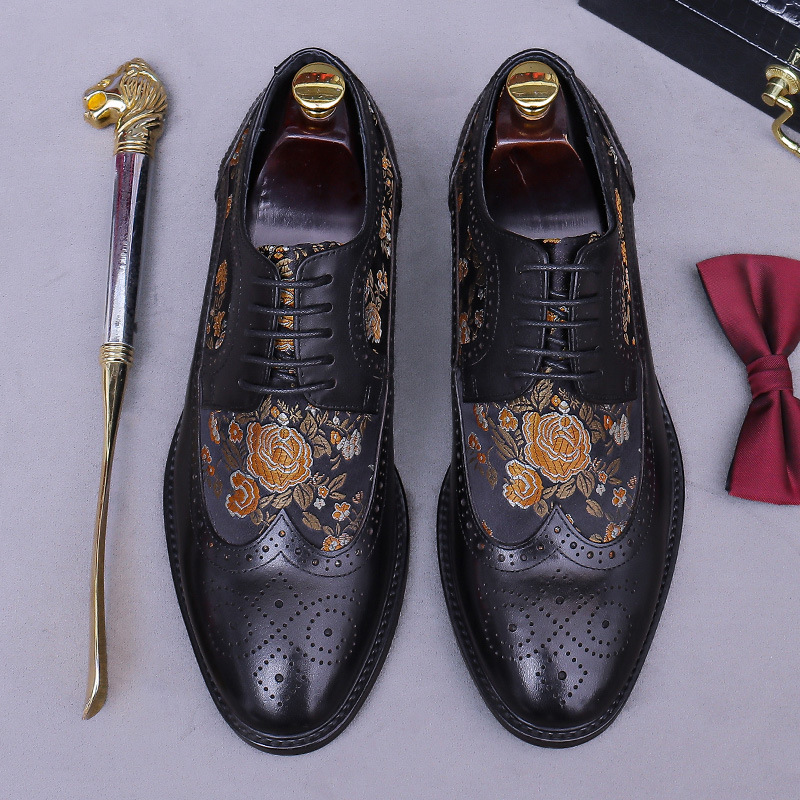 Men's and Women's Shoes, Large Size Cowhide Leather Shoes, Fashionable Business Formal Wear, Embroidered Brogue Carved Leather Shoes, Trendy Couple Shoes