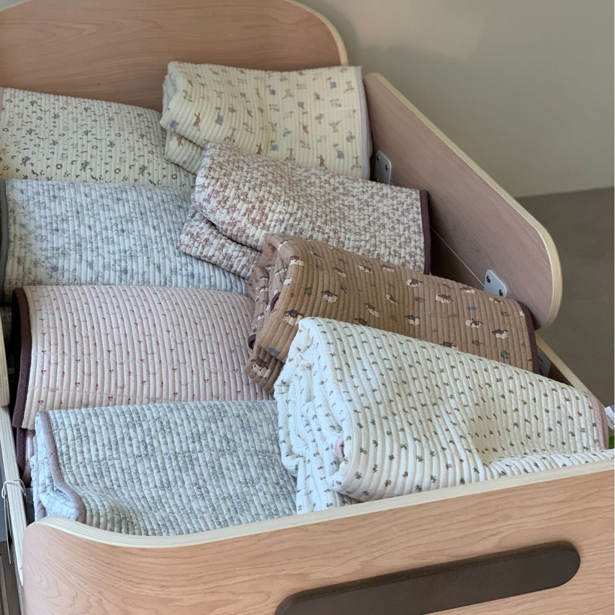 韩国大鹅床盖三件套法式小碎花防滑床盖三件套夏季莫代尔凉感床盖