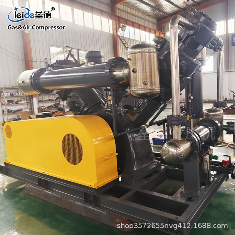 PET blow molding oil-free booster compressor, piston-type air compressor, complete machine internal structure, high-pressure air compressor