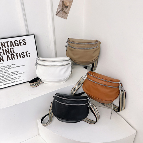 Personalized Korean Style Wide Strap Shoulder Bag, High Beauty Fashion Minimalist Large Capacity Crossbody Small Square Bag