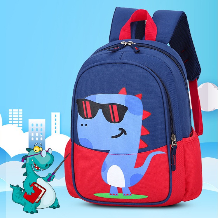 2023 nuevo verano estilo coreano de nylon kindergarten schoolbag dinosaurio dibujos animados estudiante mochila masculina una pieza al por mayor
