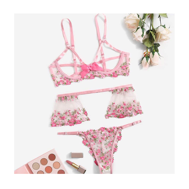 Wholesale Europe and the United States hot embroidery lace passion perspective suspenders hot sexy underwear multi-piece set z237