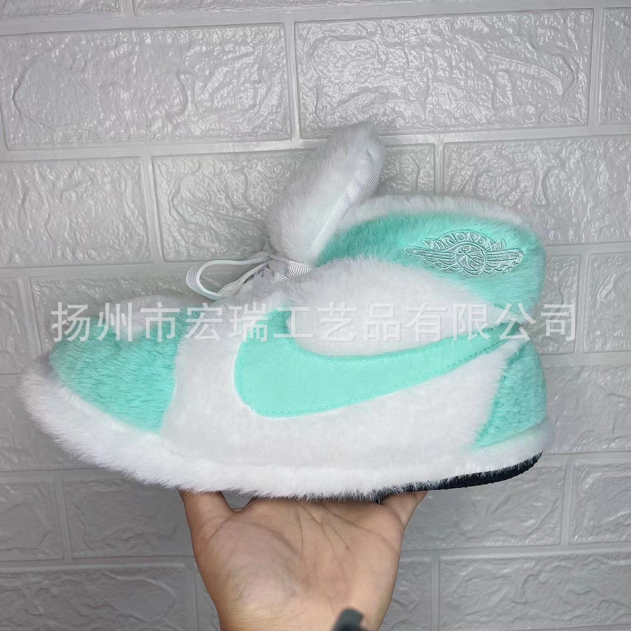 Zapatos de algodón zapatos de baloncesto aG zapatos de algodón gordo nuevos zapatos de estilo en línea zapatos de piso de casa de invierno zapatos gordos