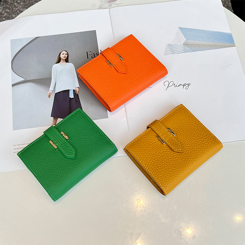 Women's Genuine Leather Short Wallet 2025 New Arrival Niche Design High-End Multifunctional Card Holder & Coin Purse - Thumbnail 5