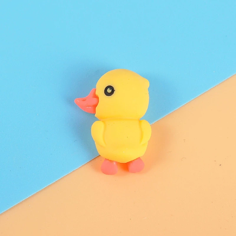Small accessories with animals, cream accessory, handle, phone case, DIY