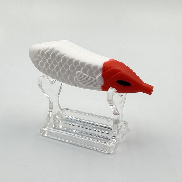 빨간 머리와 하얀 몸