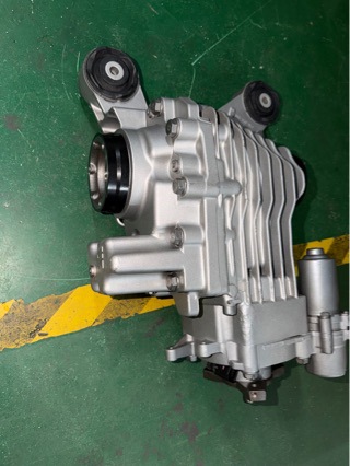 Suitable for the rear differential assembly of A3, S3, Q2, Skoda Superb, Quattro, and Golf R