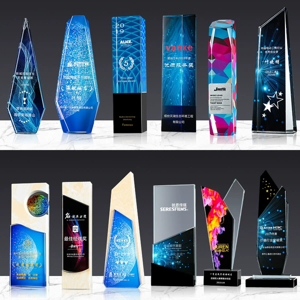 Crystal trophy style picture 07