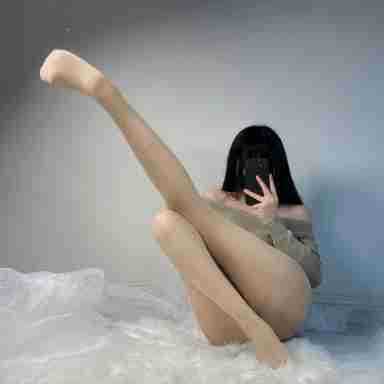 Sheer Hand-Torn Pantyhose Stockings, Closed-Crotch Design, Adult Lingerie Hosiery — detail image 1