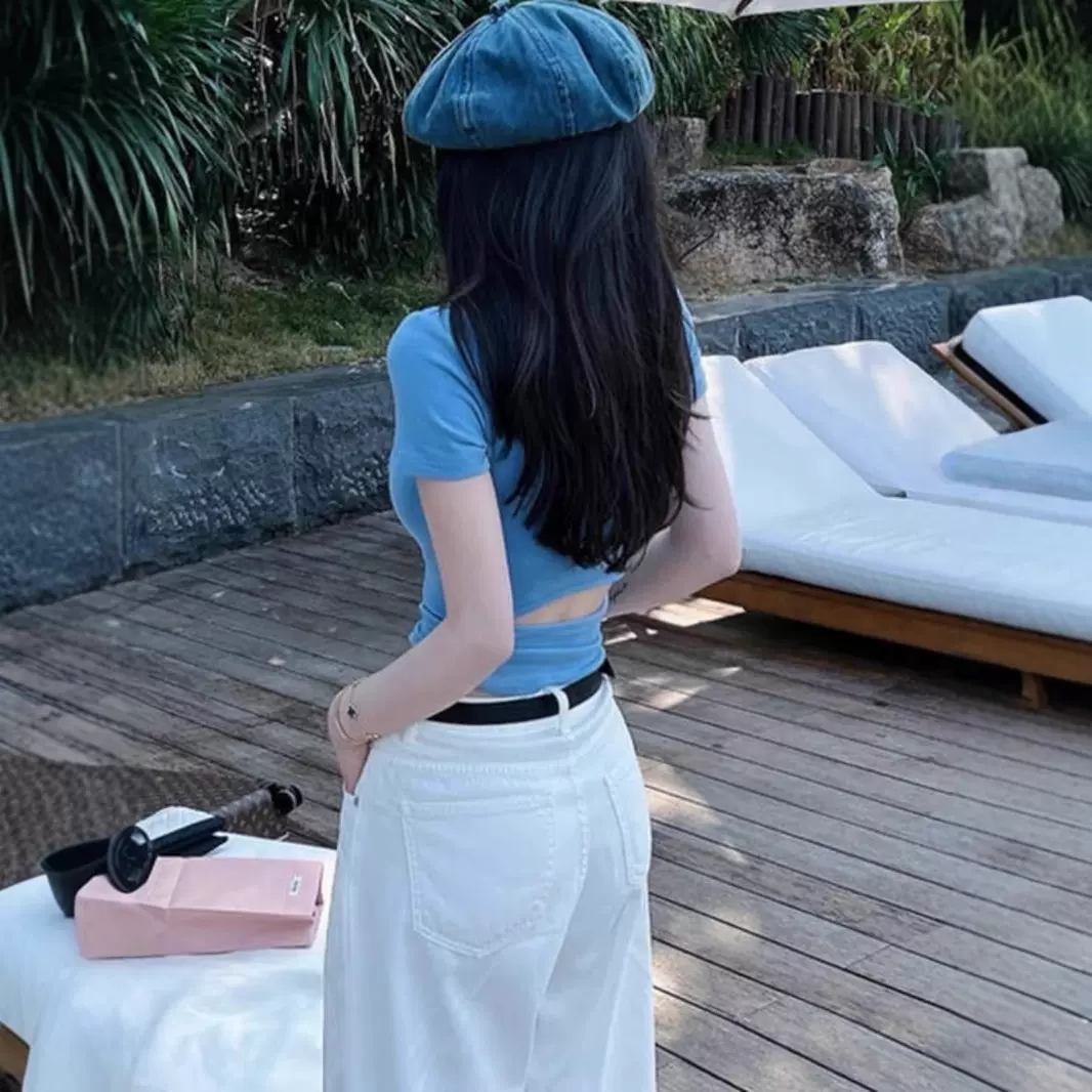 设计感小众U领短袖t恤女2025年夏季新款修身显瘦独特别致短款上衣