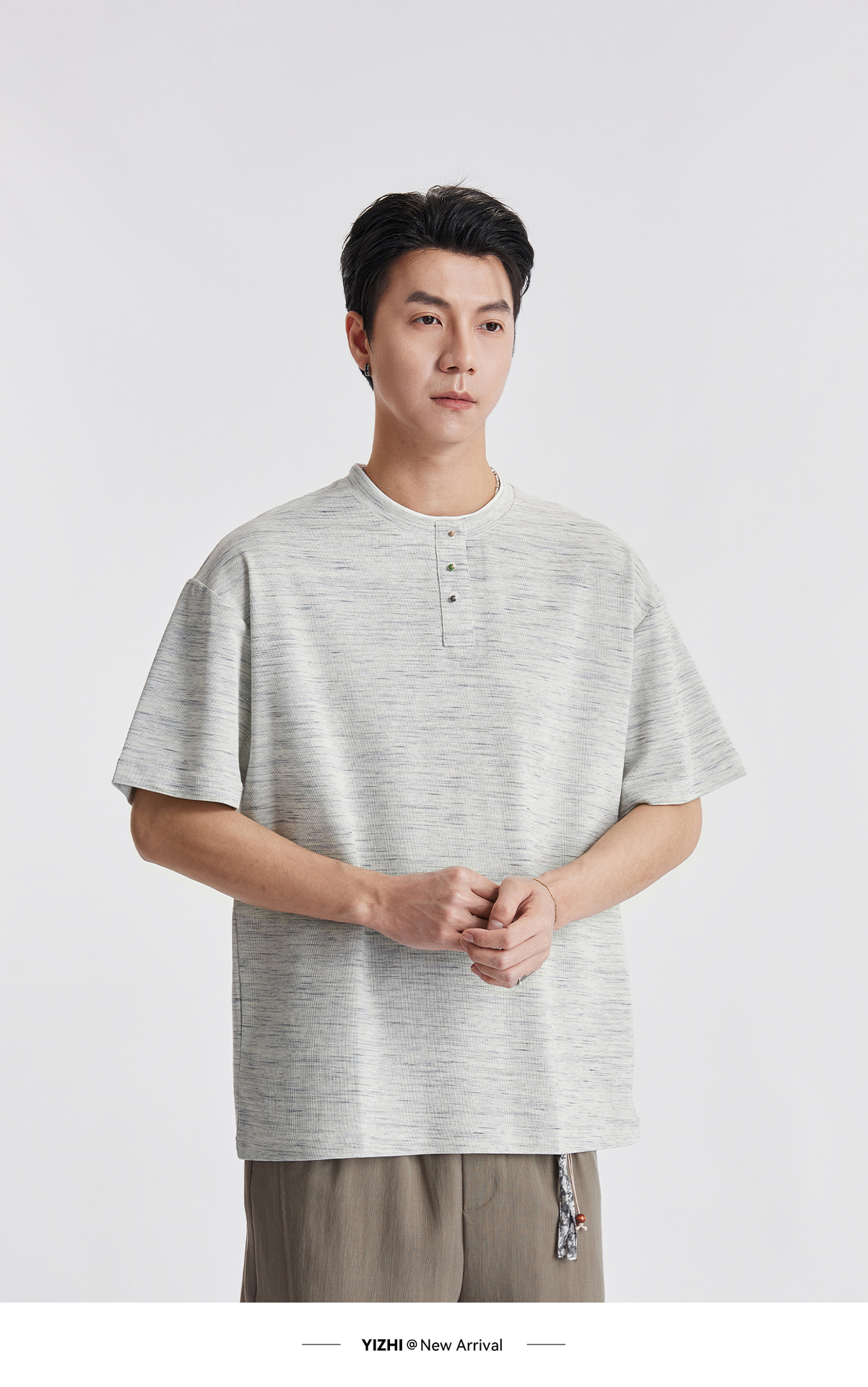 Áo thun nam cổ Henry tay ngắn chất liệu Lyocell phối sợi, dáng rộng phong cách giả hai lớp — Màu xanh da trời chi tiết 17