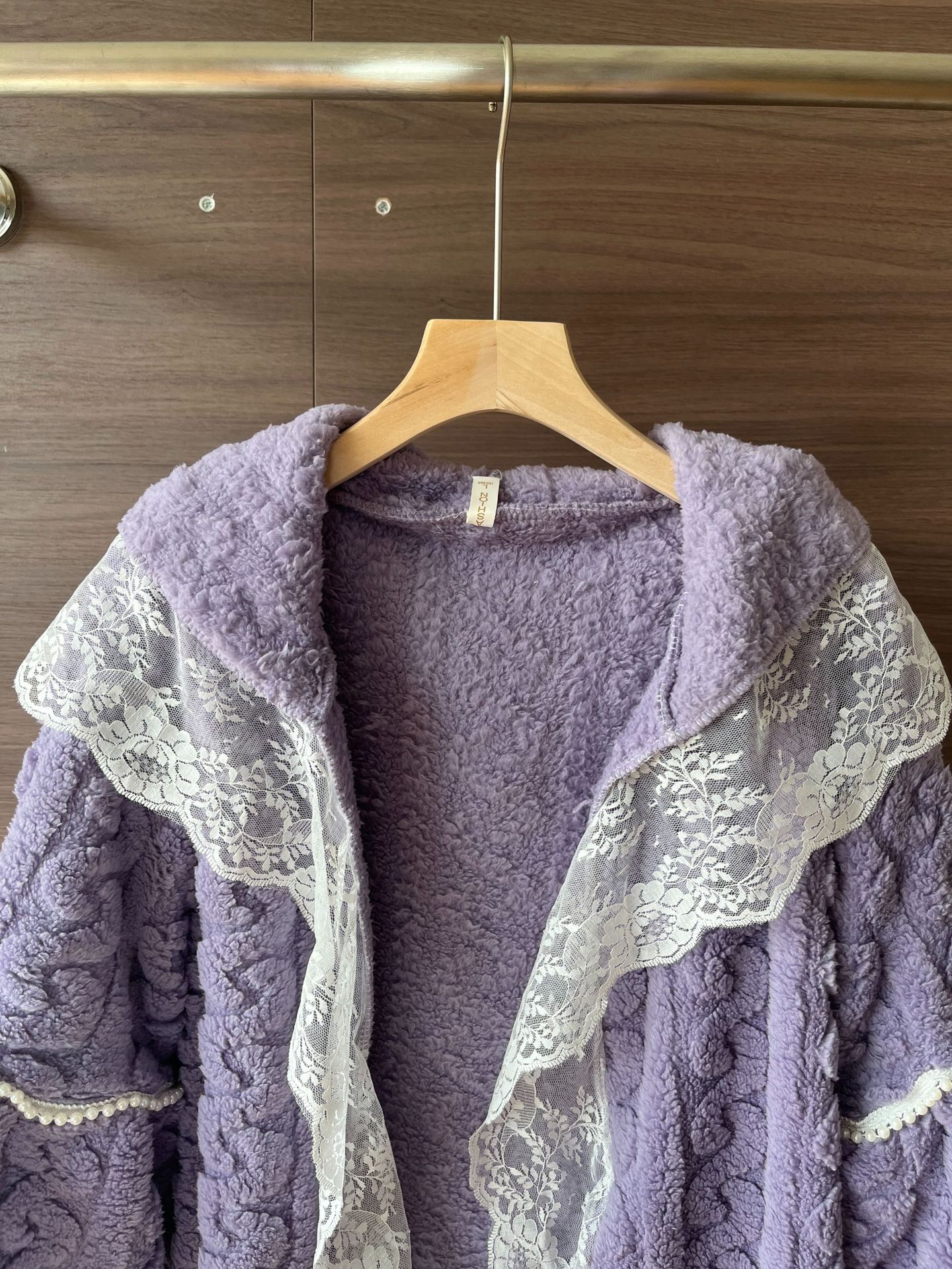 GraceChic Nachthemd aus französischer Spitze für Damen, Herbst und Winter, Korallenfleece, langes, sexy, mit Schnürung, hochwertiges Badekleid/Nachthemd im Prinzessinnenstil_voghion.com