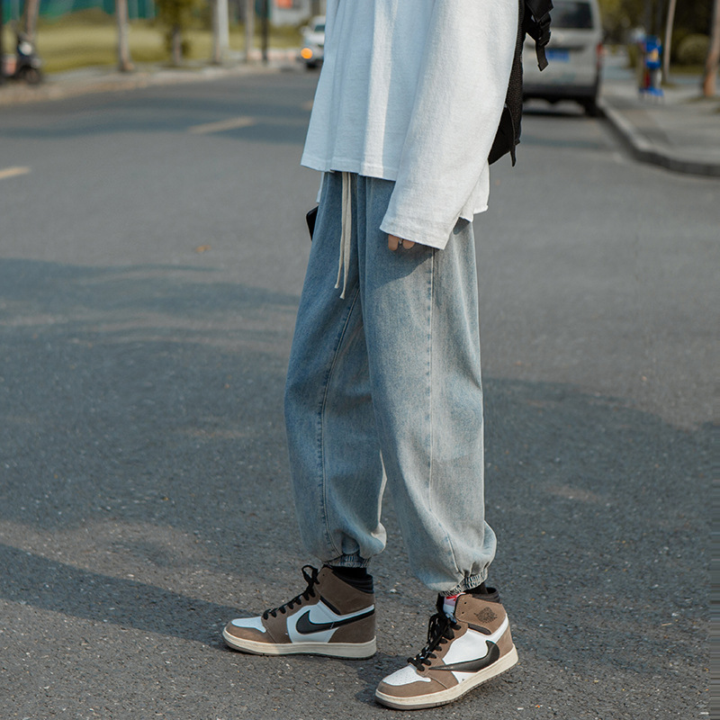 Ins de tendencia universal jeans de piernas anchas, pantalones masculinos sueltos coreanos, sensación vertical recta, sensación de caída de pies grandes, pantalones de ropa vieja.