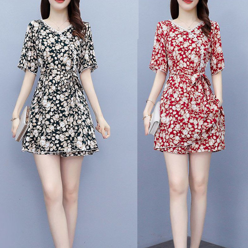 Foreign Style Age-reducing Royal Sister suit Women's plus size Summer New Arrival Floral dress High Waist Wide-leg Shorts Two-piece Set