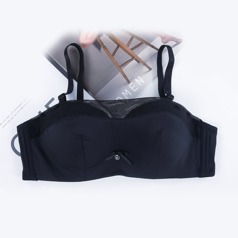 Fábrica de Shantou en el lugar de la limpieza de pecho tipo ajustable anti-caída de la luz recopilación de la ropa interior de la mujer anti-caída sujetador