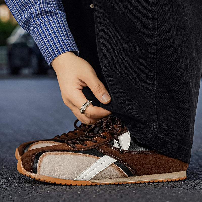 Giày sneaker nam , da tổng hợp phối lưới, đế cao 2,5 cm, buộc dây — Màu cà phê đậm