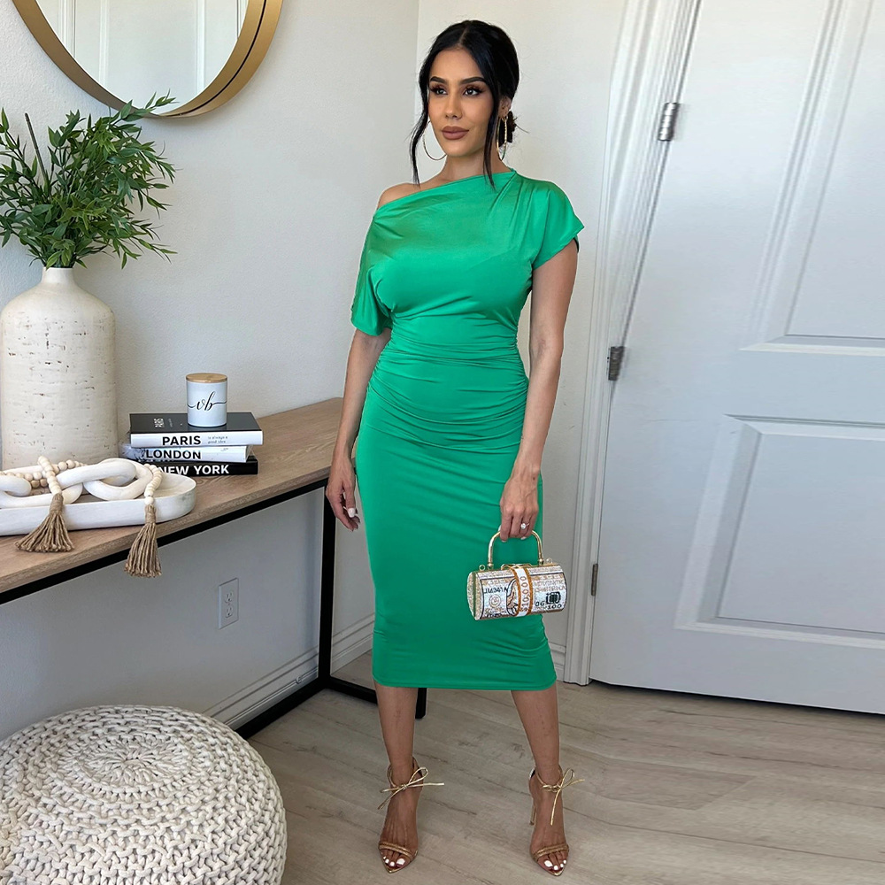 Women Clothing Popular Solid Color Pleated Slim-Fit Oblique Shoulder Dress 32 Women Clothing Popular Solid Color Pleated Slim-Fit Oblique Shoulder Dress