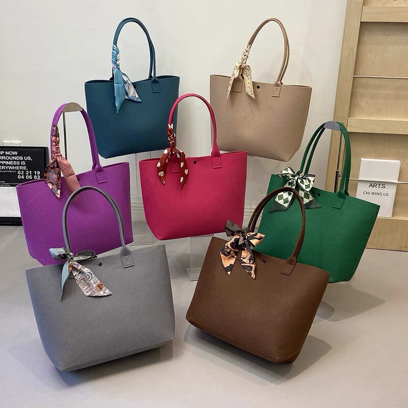 Factory custom logo pattern felt bag handbag felt handbag advanced sense lunch box felt bag