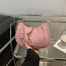 法棍包女2025夏季新款时尚通勤百搭单肩斜挎包时尚斜跨包包