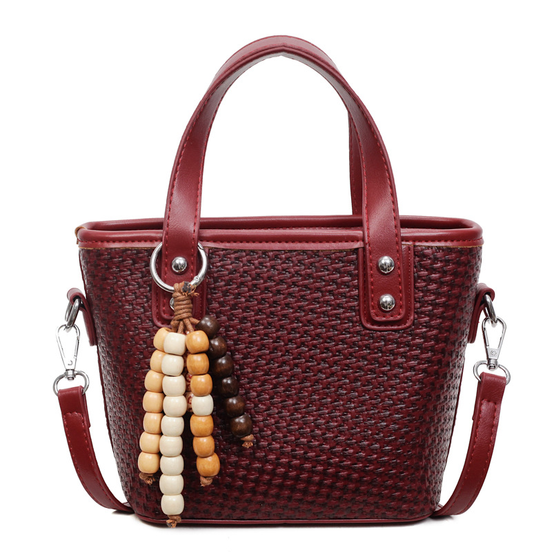 Simple bolso de cesta de comida de mano mujer 2025 invierno nuevo estilo de alto nivel bolso de hombro de lujo ligero bolso de cubo
