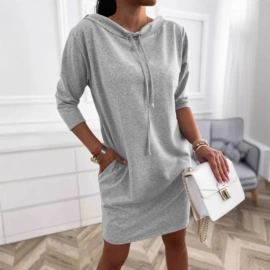 连衣裙;时尚休闲套装;女式T恤