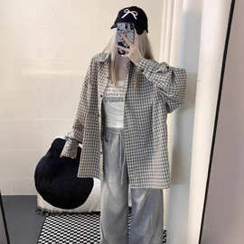 早秋慵懒松弛感长袖格子衬衫女韩系休闲通勤polo领叠穿单排扣衬衣