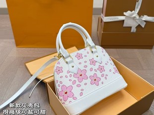 �¿�ˮ���y��Ƥؐ�����ѻ���Ůʿ�r����������Ɔμ������б���