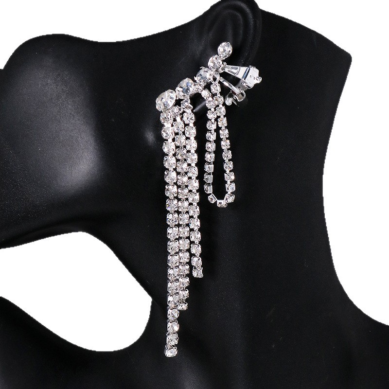 Europeos y estadounidenses simples orejas de bordas de moda diamante orejas de hueso accesorios irregulares aretes de mujer