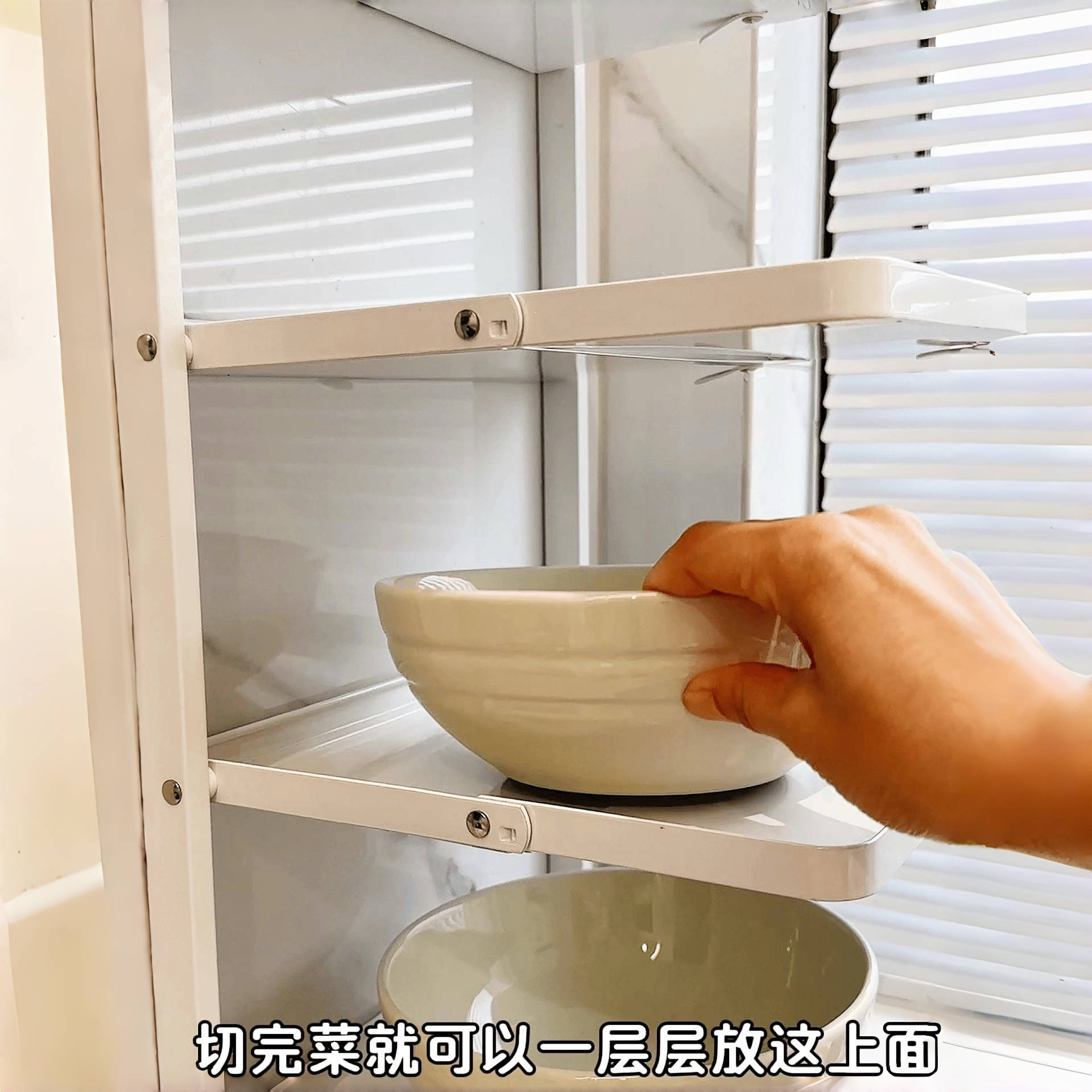 Placa de platos plegable contra la pared para cocina de almacenamiento multifuncional estante de almacenamiento de artículos multicapa de esquinas de condimento tazón de cocina