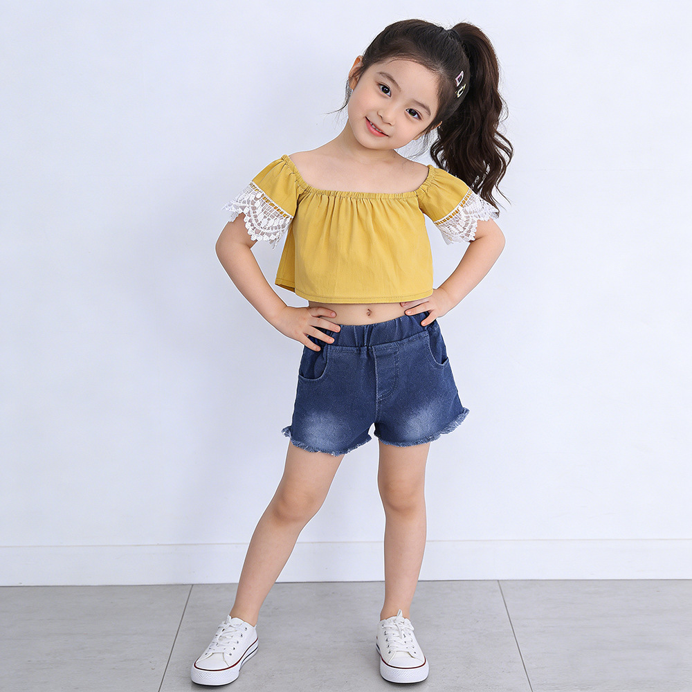 Children's Clothing Dropshipping 2026 Summer Girls' Outfit Set for Young Children, Fashionable Off-Shoulder Top and Denim Shorts Two-Piece Set