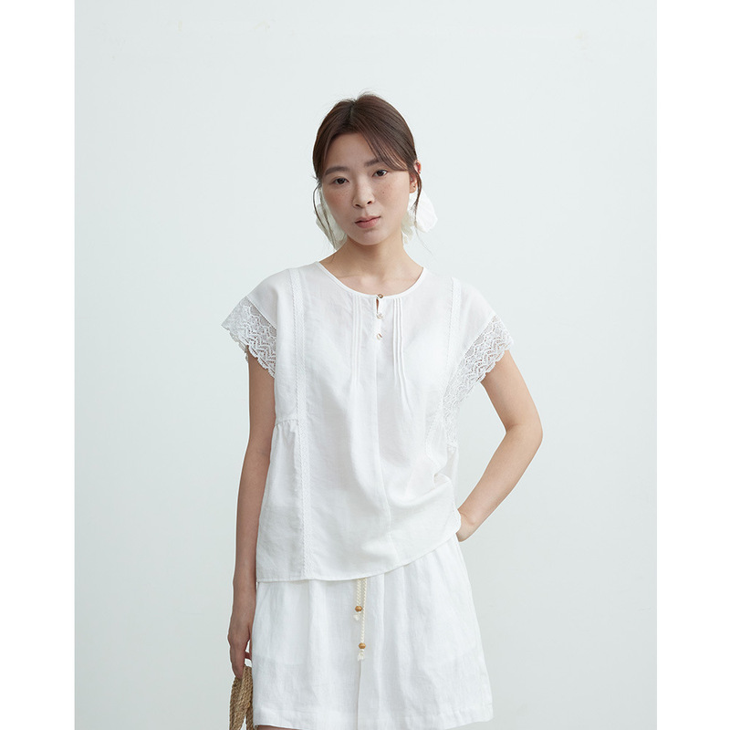 Evertrue Women's Summer New Short Loose Slimming Look Lace Design Pullover Top 62508